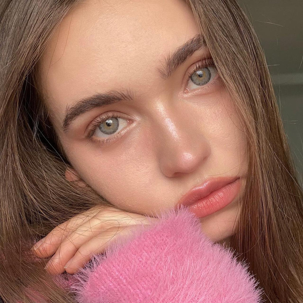 SIRI GRAY